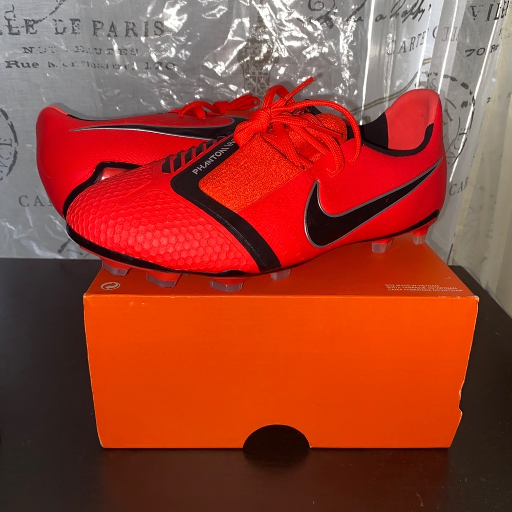 Nike phantom venom elite